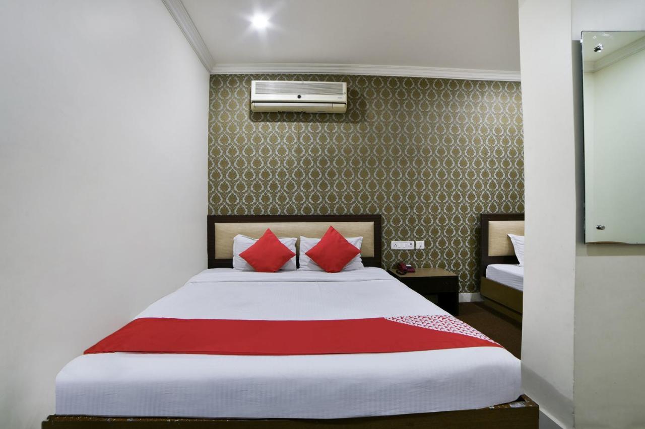 Oyo Imax Near Charminar Hotel Hyderabad