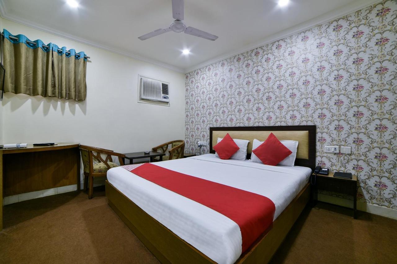 Hotel Oyo Imax Near Charminar Hyderabad
