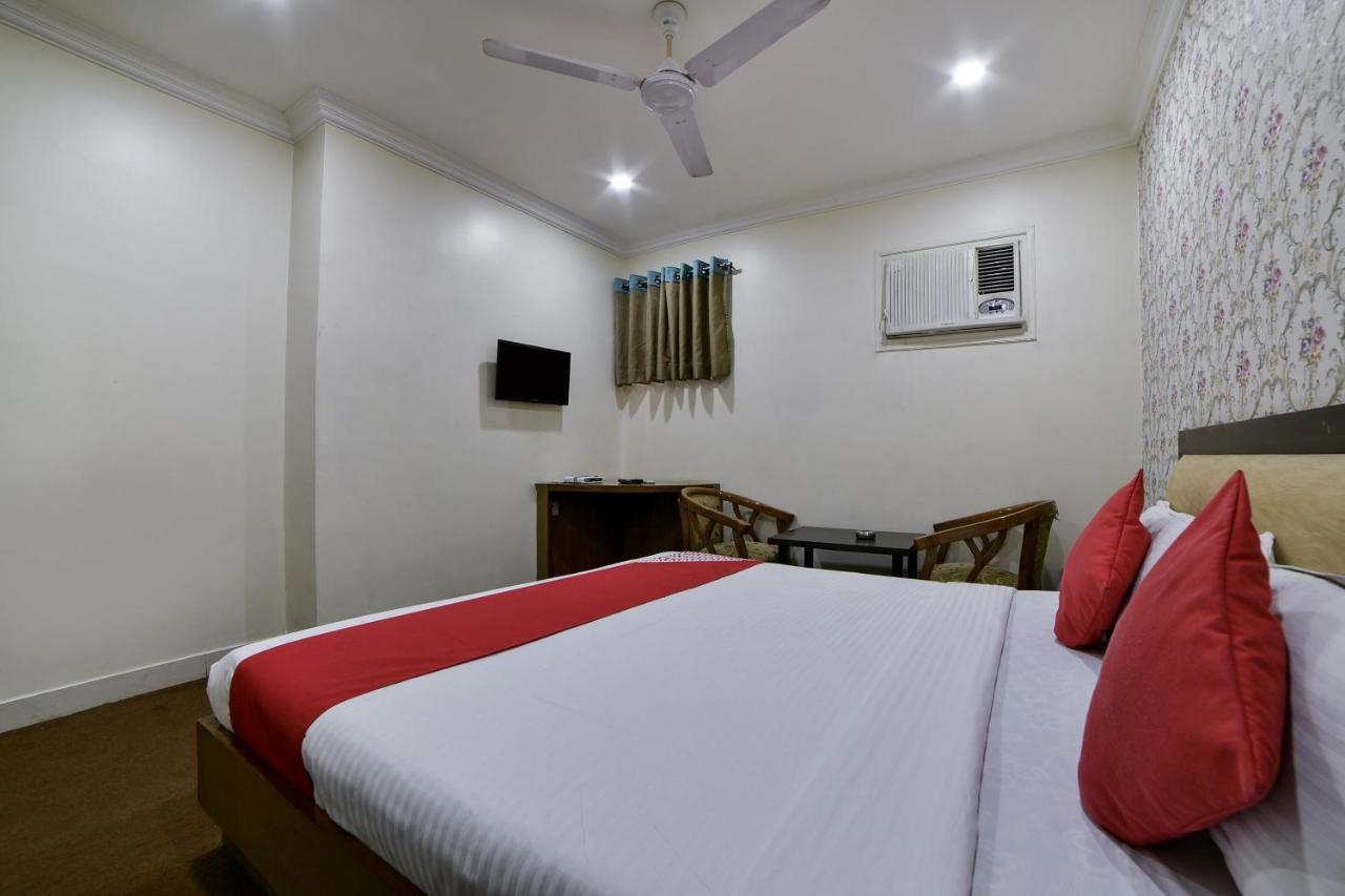 Oyo Imax Near Charminar Hotel 3*