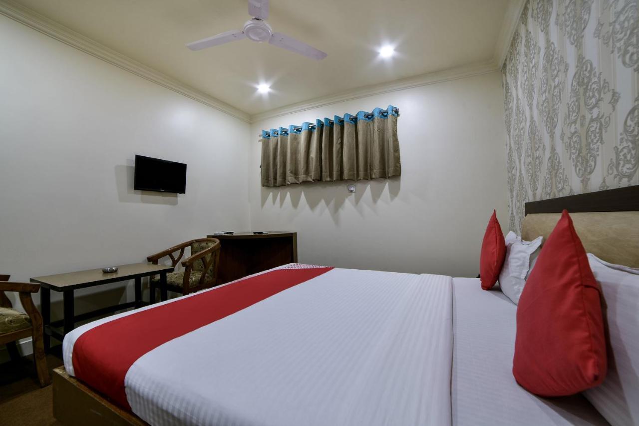 Oyo Imax Near Charminar 3* Hyderabad
