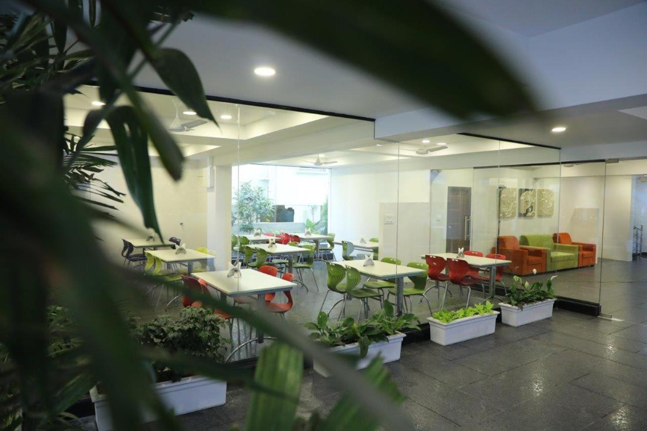 Hotel Swansuites Gachibowli Hyderabad