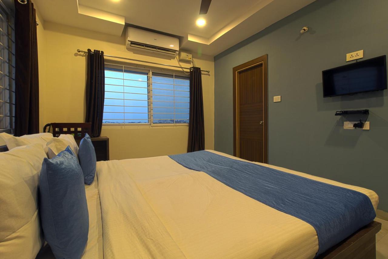 Hotel Hillside Apollo Jubilee Hills 3*