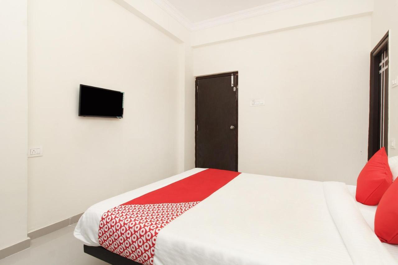 Oyo Flagship 23620 Vjr Heights Gachibowli