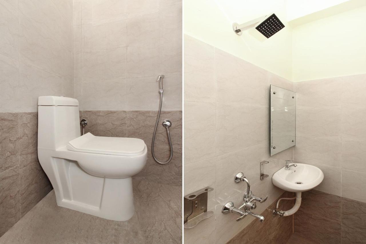Oyo Flagship 23620 Vjr Heights Gachibowli 3*