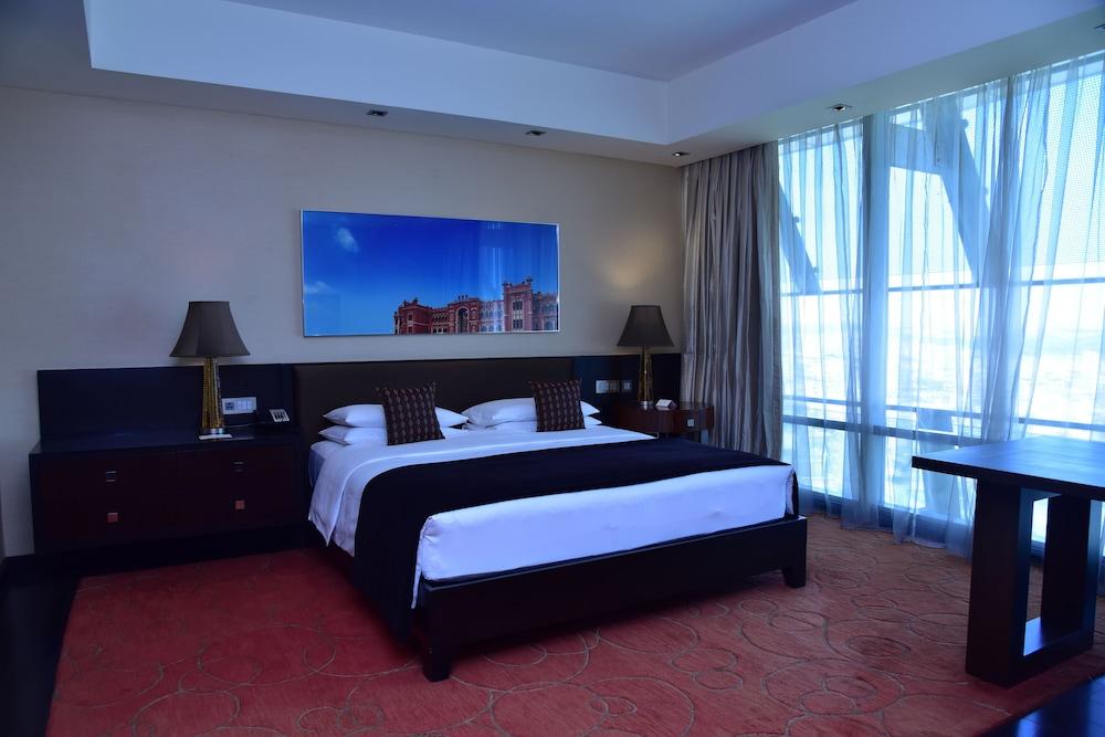 Park Hyatt And Residences, 5* Hyderabad