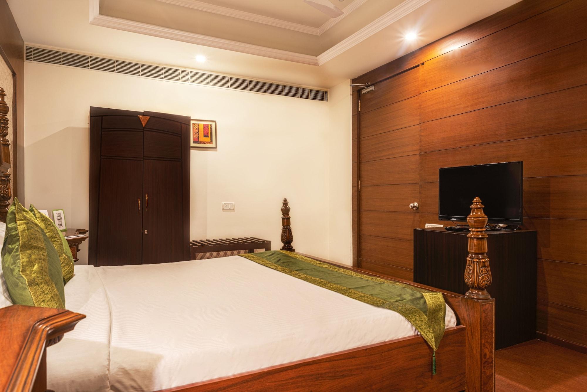 Treebo Trend Grand Plaza Nampally 3*