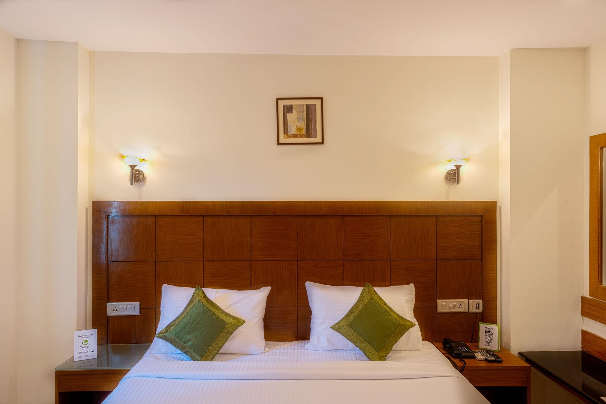 Hotel Treebo Trend Grand Plaza Nampally