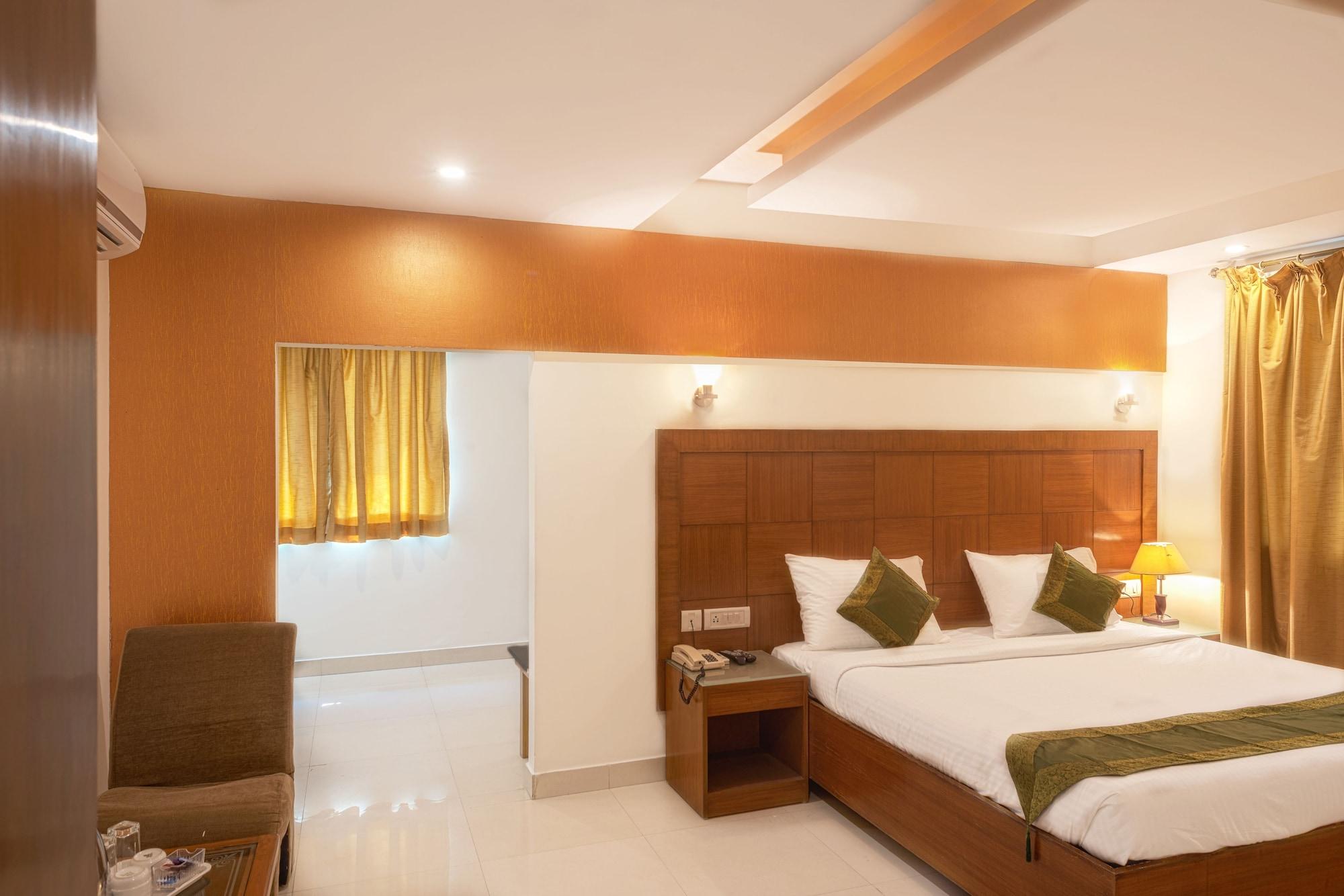 Treebo Trend Grand Plaza Nampally 3*