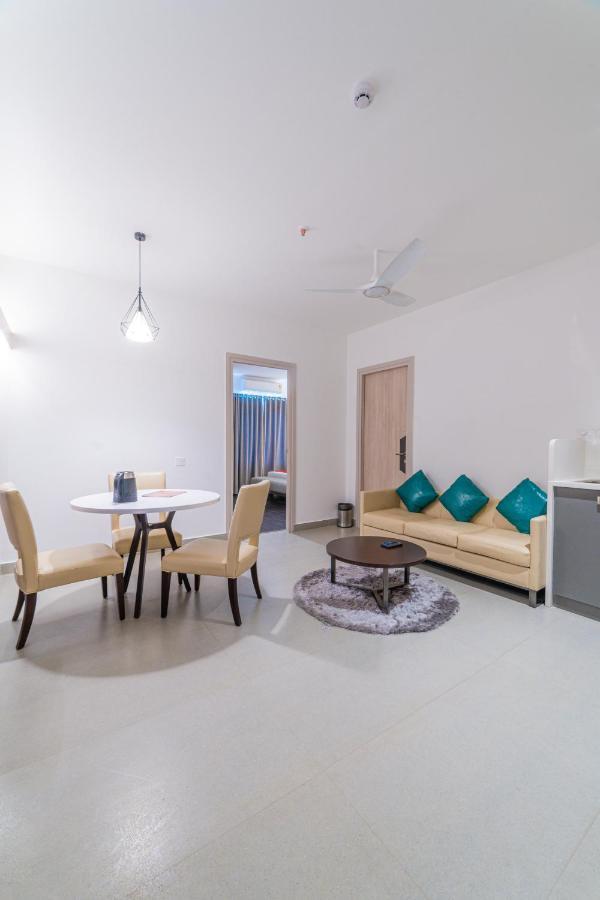 Hotel Deccan Serai Grande, Gachibowli,