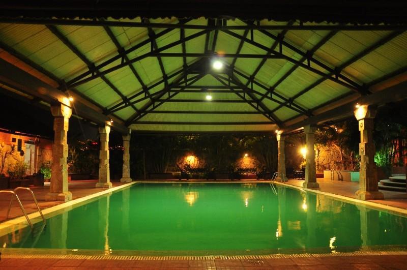 Aalankrita Hotel