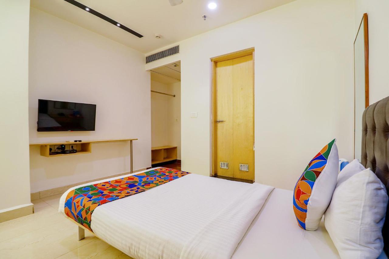 Fabhotel Aamantran & Banquet Halls - Nr Rtc X Roads Metro Station