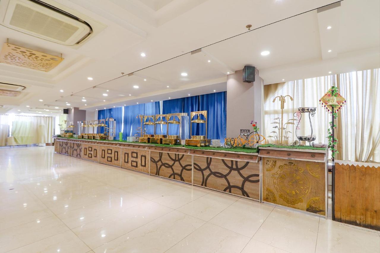 Fabhotel Aamantran & Banquet Halls - Nr Rtc X Roads Metro Station Hotel