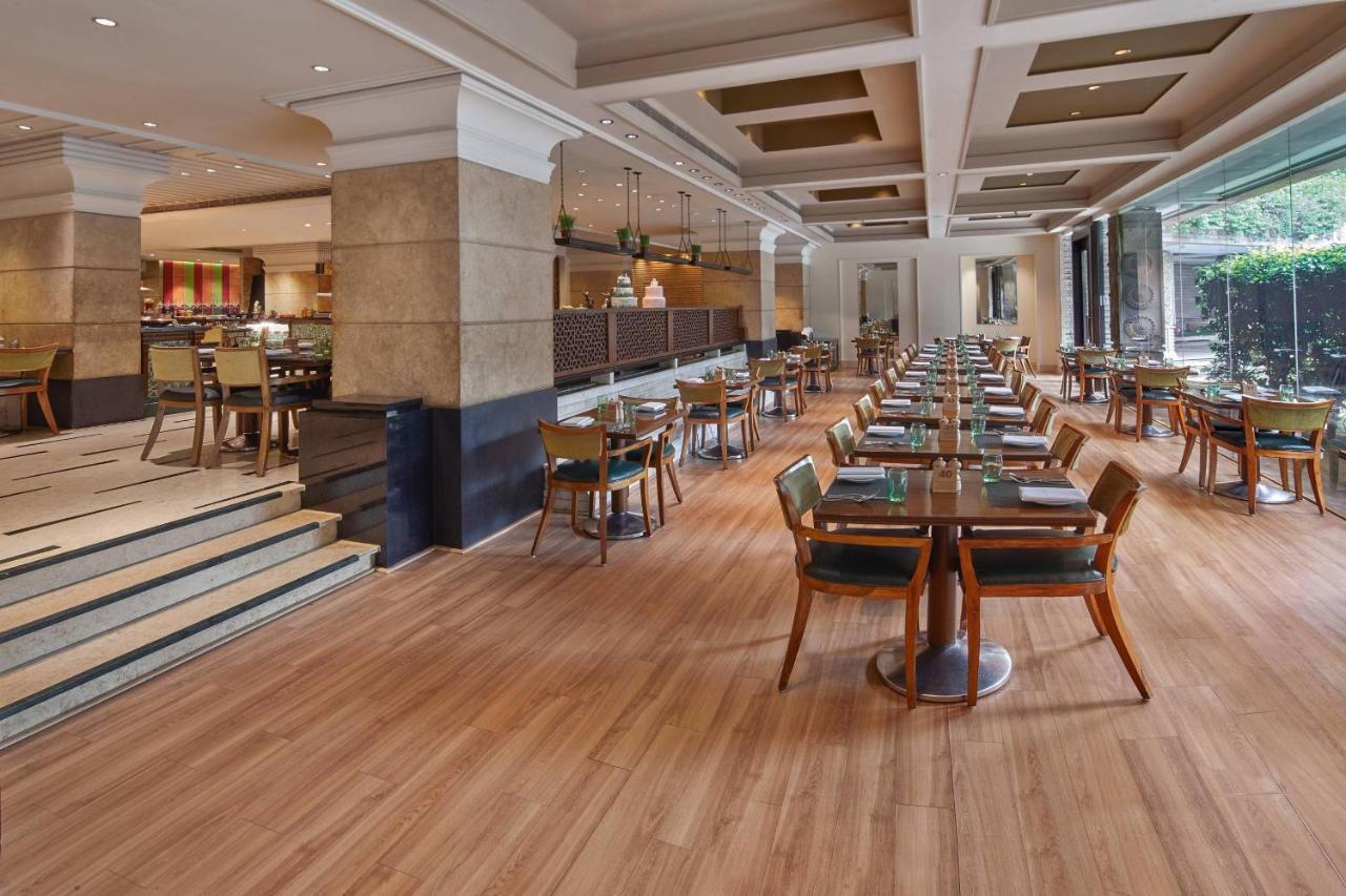 Marriott & Convention Centre 5*