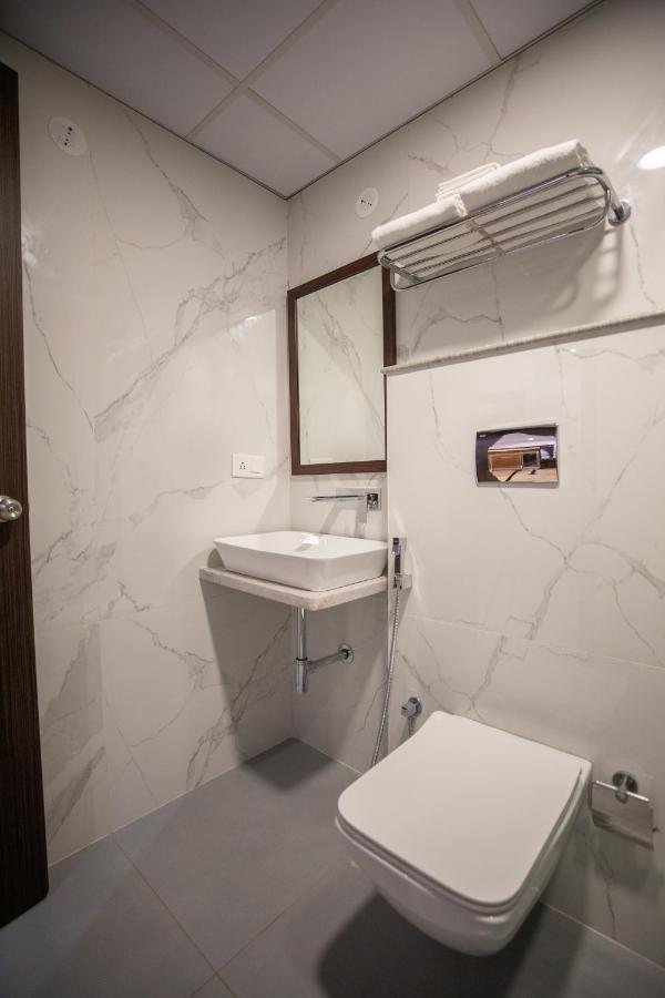 Silver Cle Hotel 3*