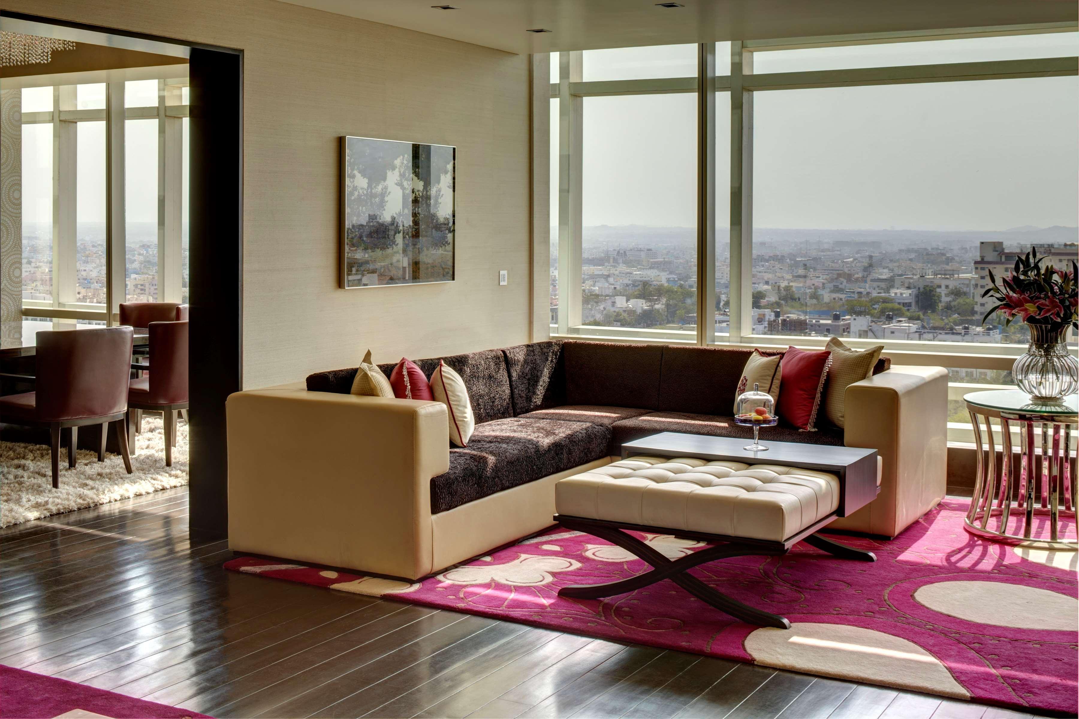 Hotel Park Hyatt And Residences, Hyderabad