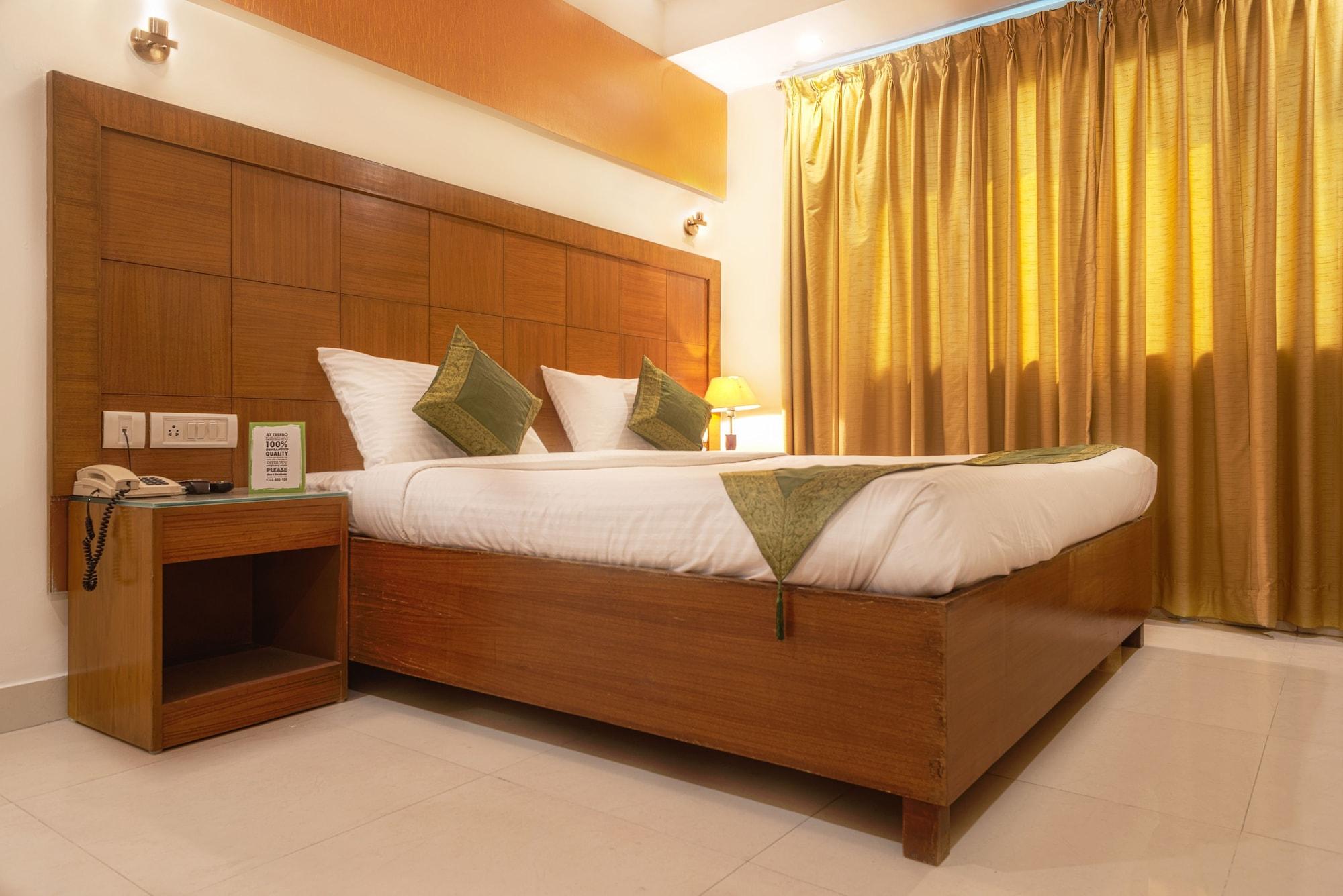 Treebo Trend Grand Plaza Nampally Hotel