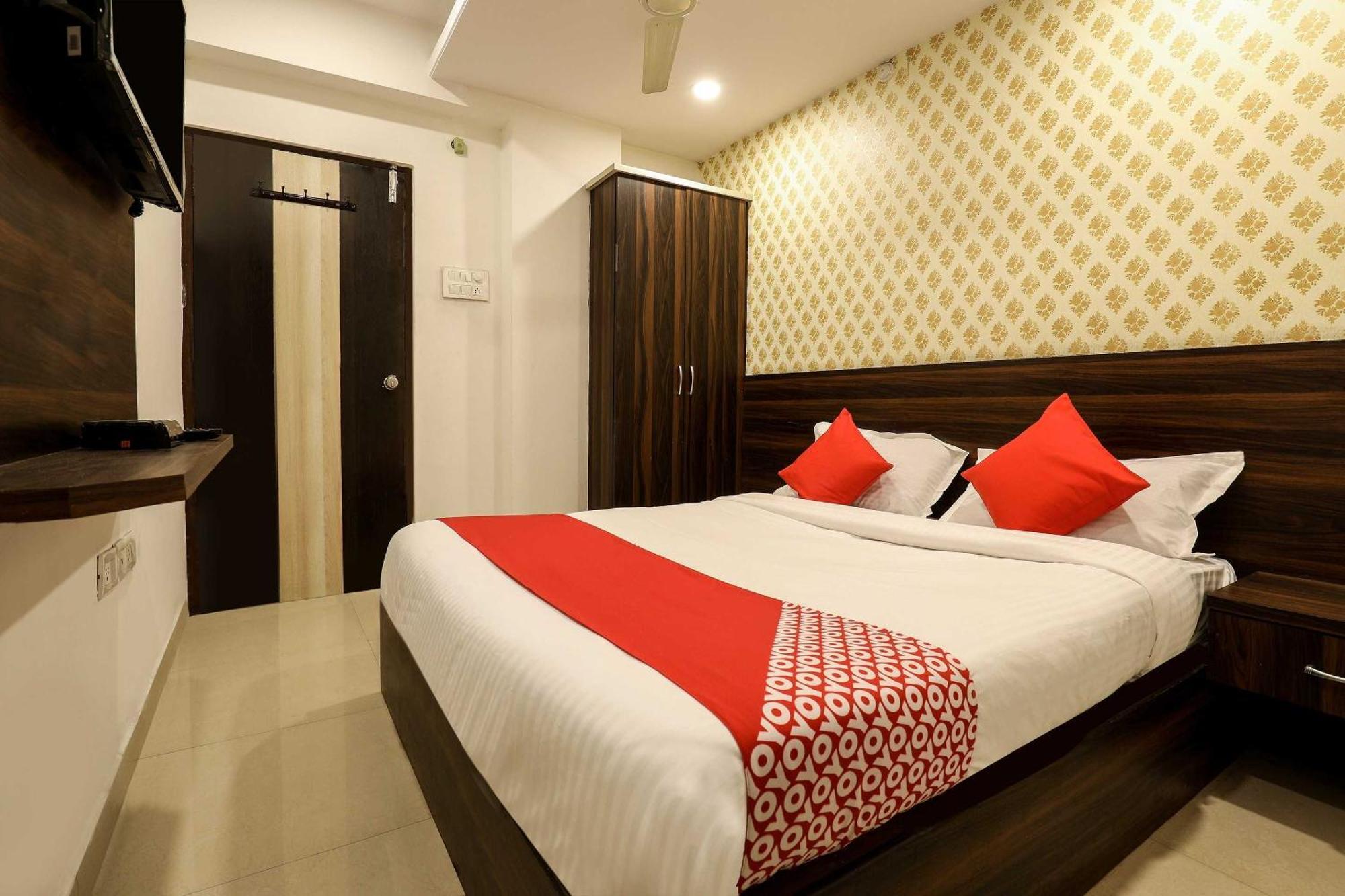 O Deccan And Boarding Hotel Hyderabad