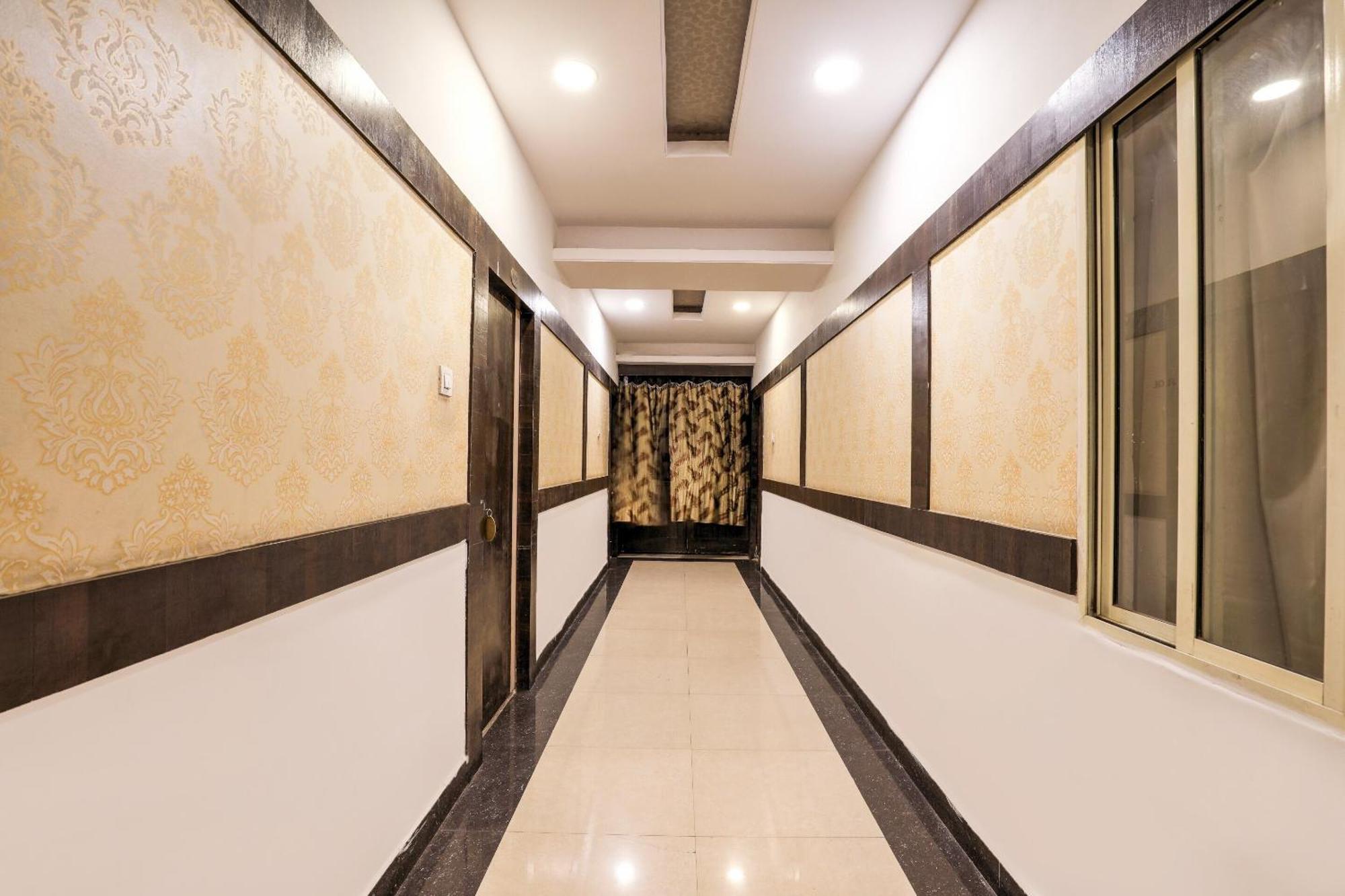 O Deccan And Boarding Hotel Hyderabad