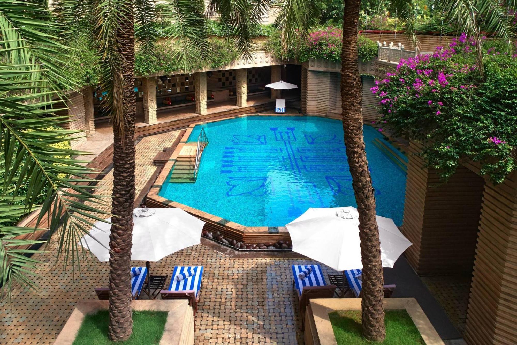Marriott & Convention Centre Hotel 5*