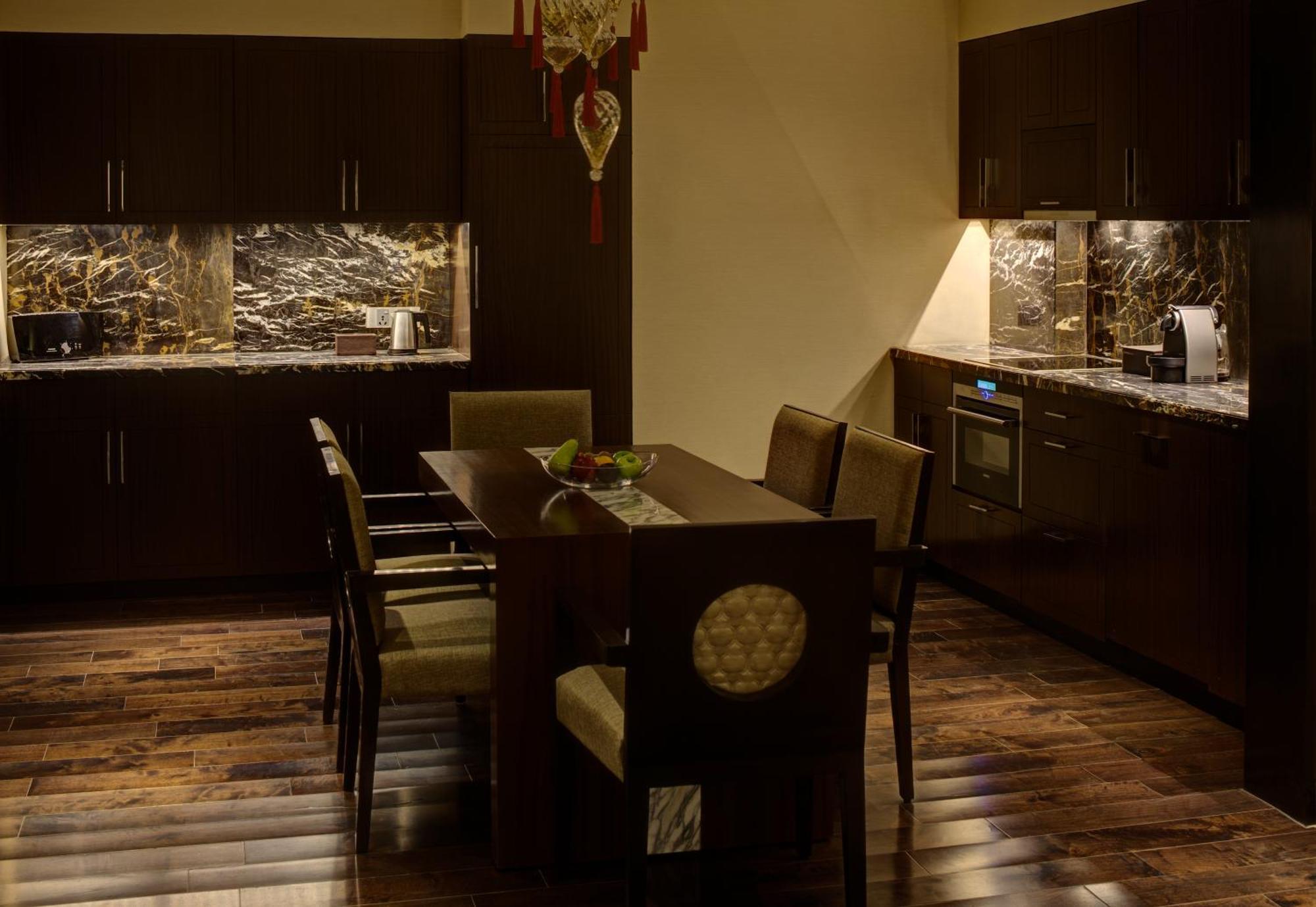 Park Hyatt And Residences, 5* Hyderabad