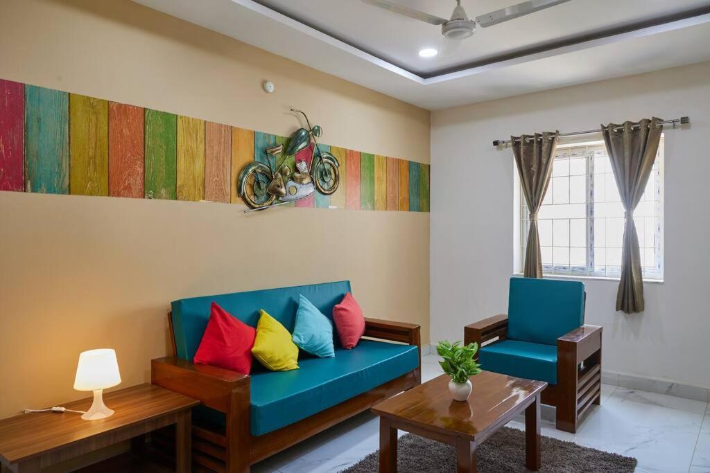 Chill Place:3bhk Ac Retro House @financialdistrict , Near Us Embassy