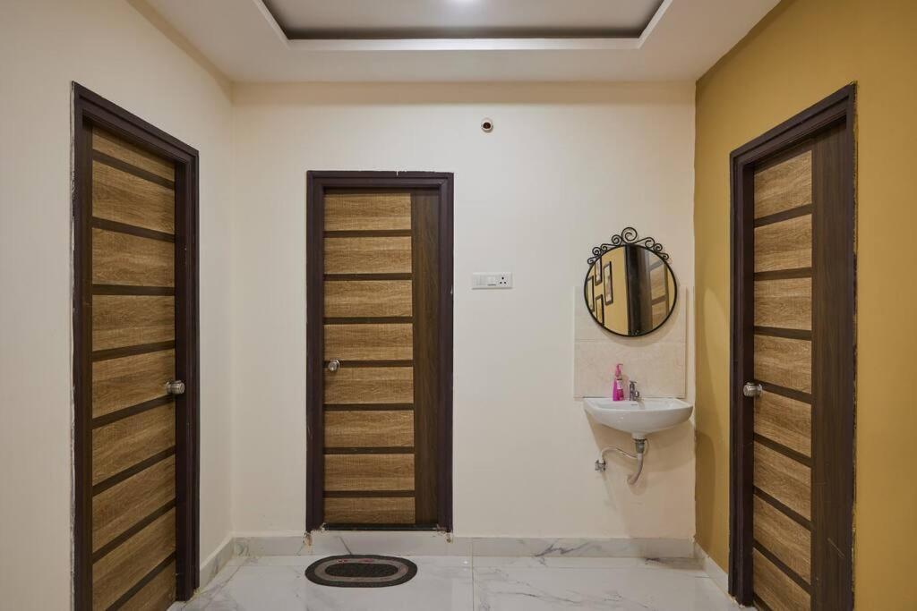Apartment Chill Place:3bhk Ac Retro House @financialdistrict , Near Us Embassy Hyderabad