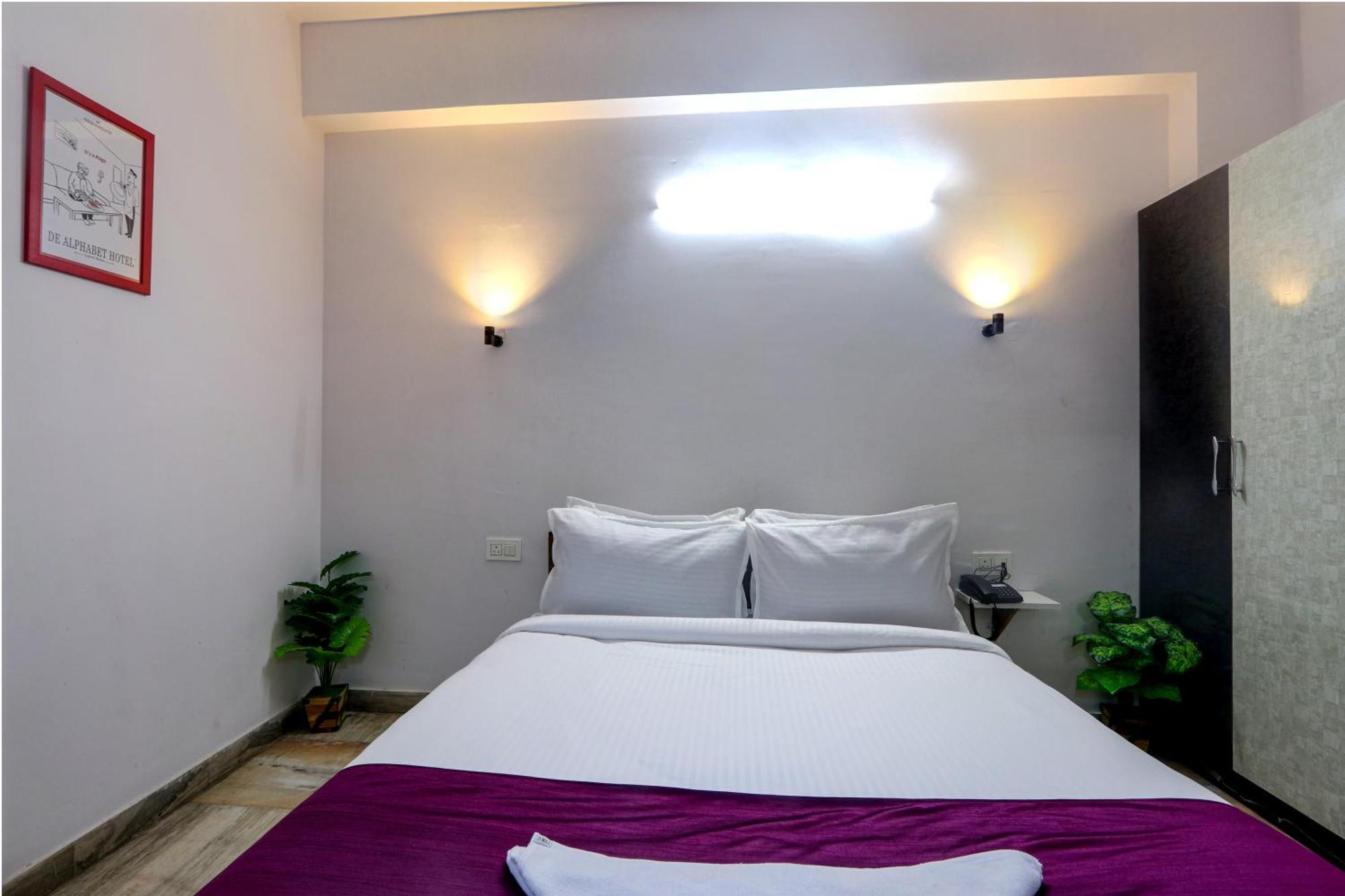 Apartment Veeksha Kiara Hospitalities - Rooms, & Near Kukatpally Rd Hyderabad