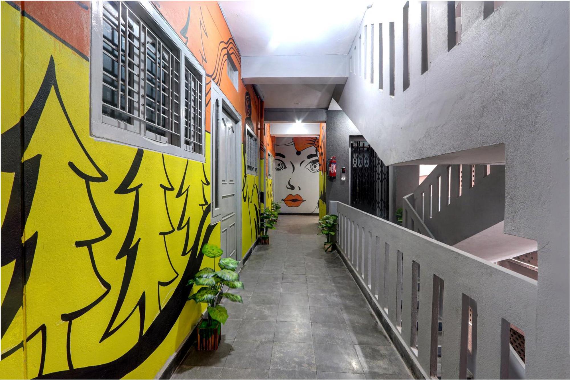 Veeksha Kiara Hospitalities - Rooms, & Near Kukatpally Rd Hyderabad