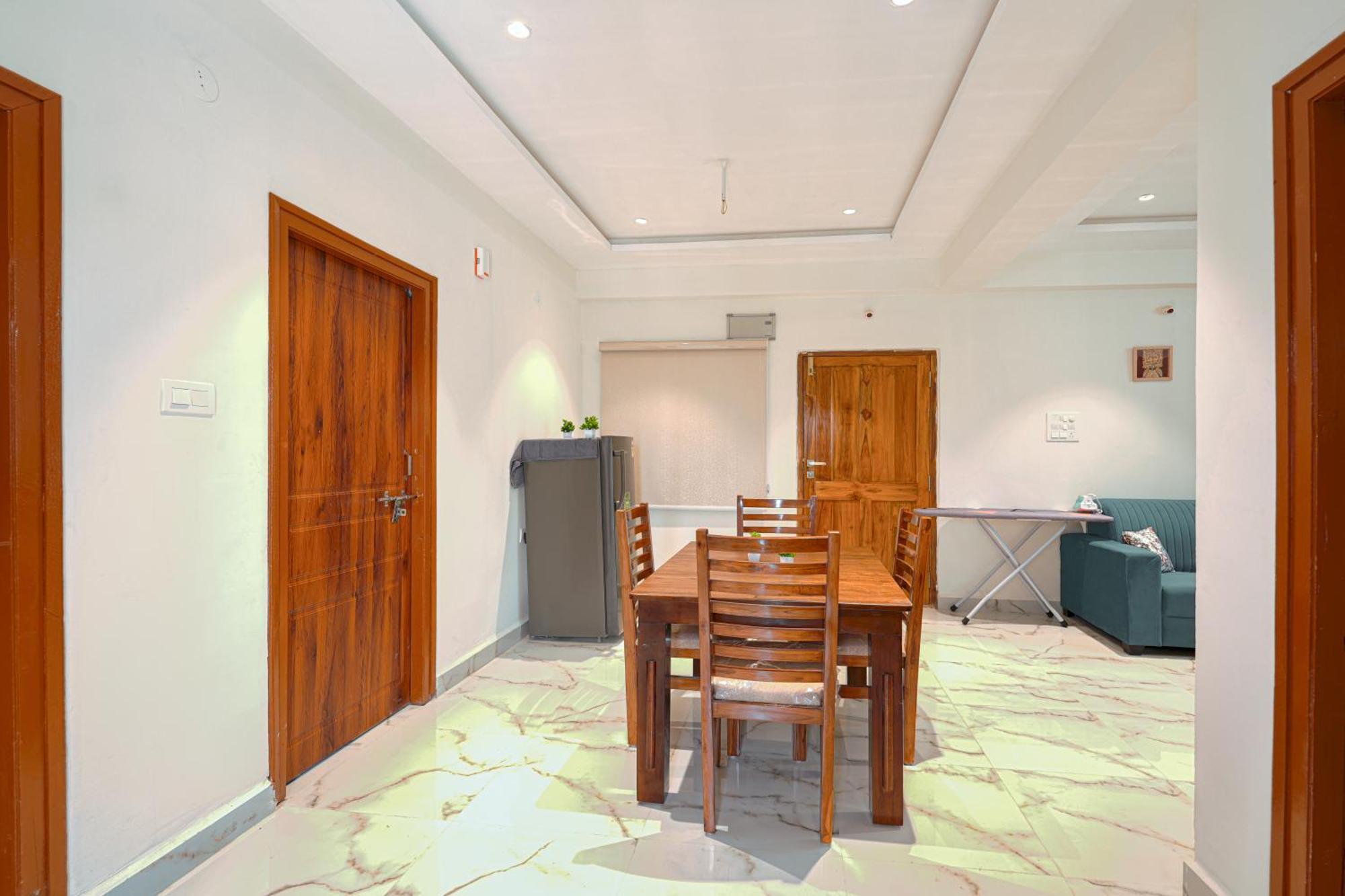 Apartment Ira Bigson Service - Kondapur *