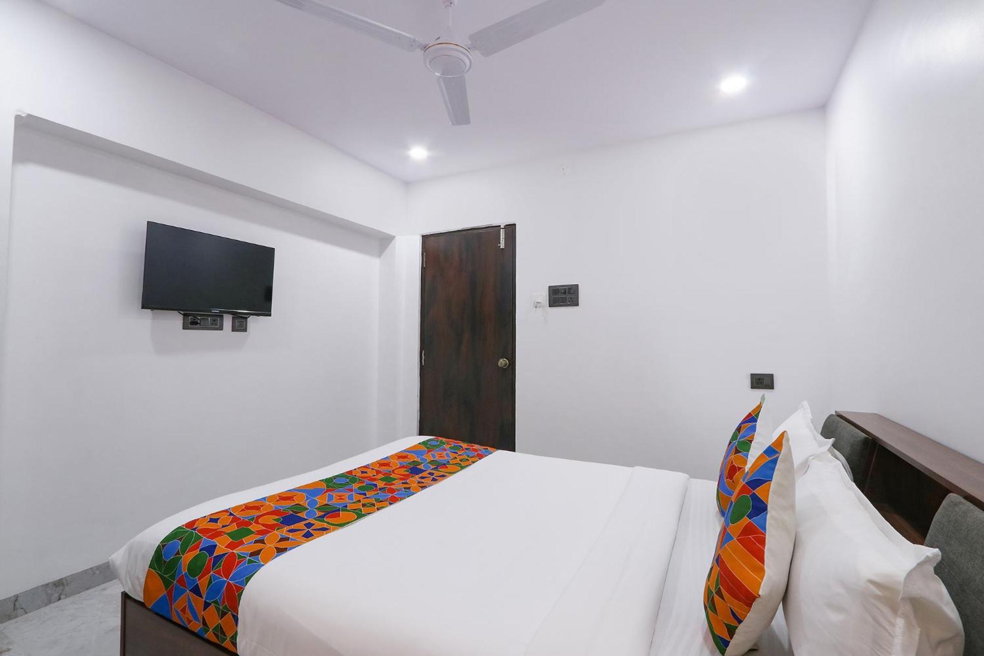 Fabhotel Rk Residency- Nr Sr Nagar Metro Station-ameerpet 2*