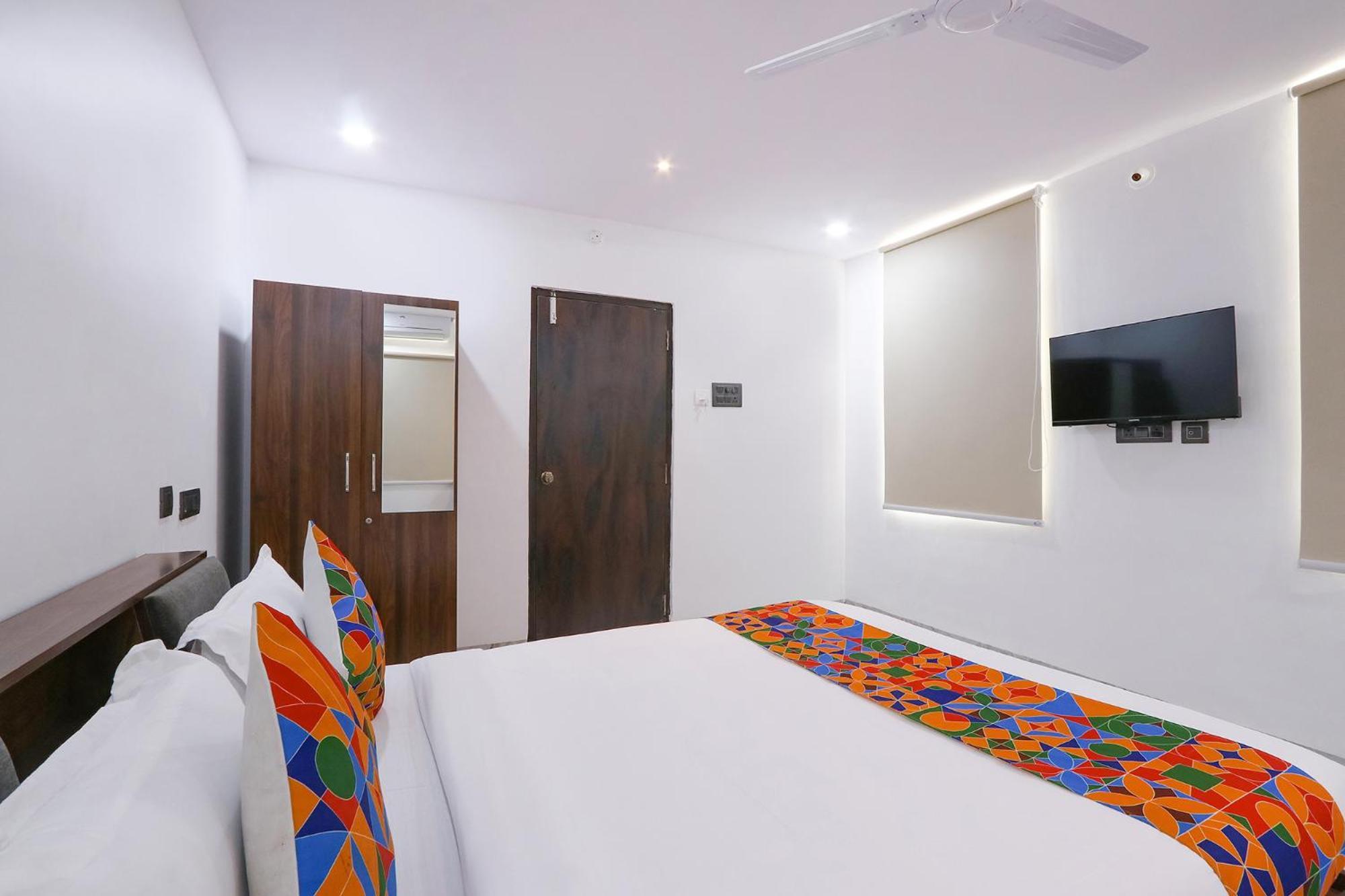 Fabhotel Rk Residency- Nr Sr Nagar Metro Station-ameerpet Hyderabad