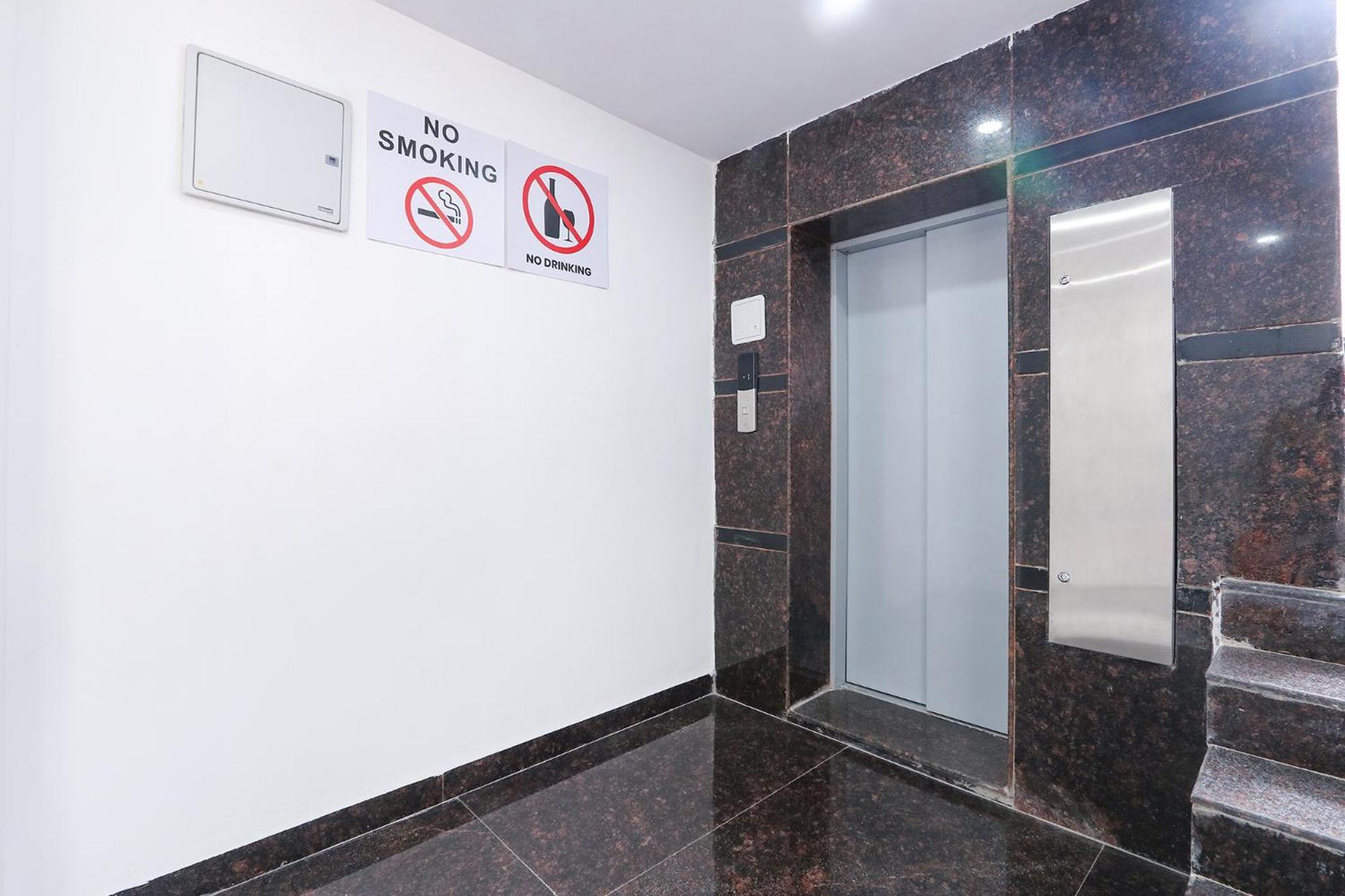 Fabhotel Rk Residency- Nr Sr Nagar Metro Station-ameerpet Hotel