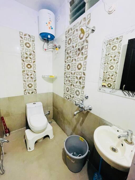 Deccan Raise,mehdipatnam,hyd Apartment