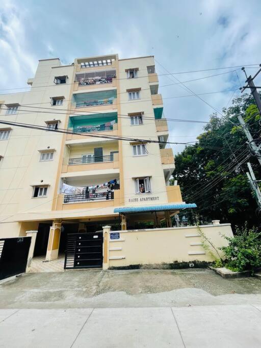 Deccan Raise,mehdipatnam,hyd * Hyderabad