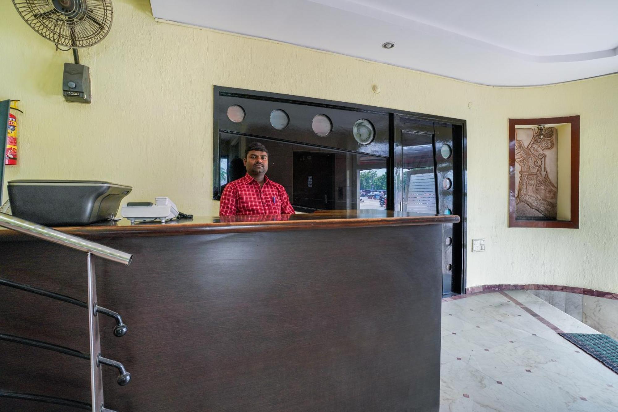 O Pariwar Hotel