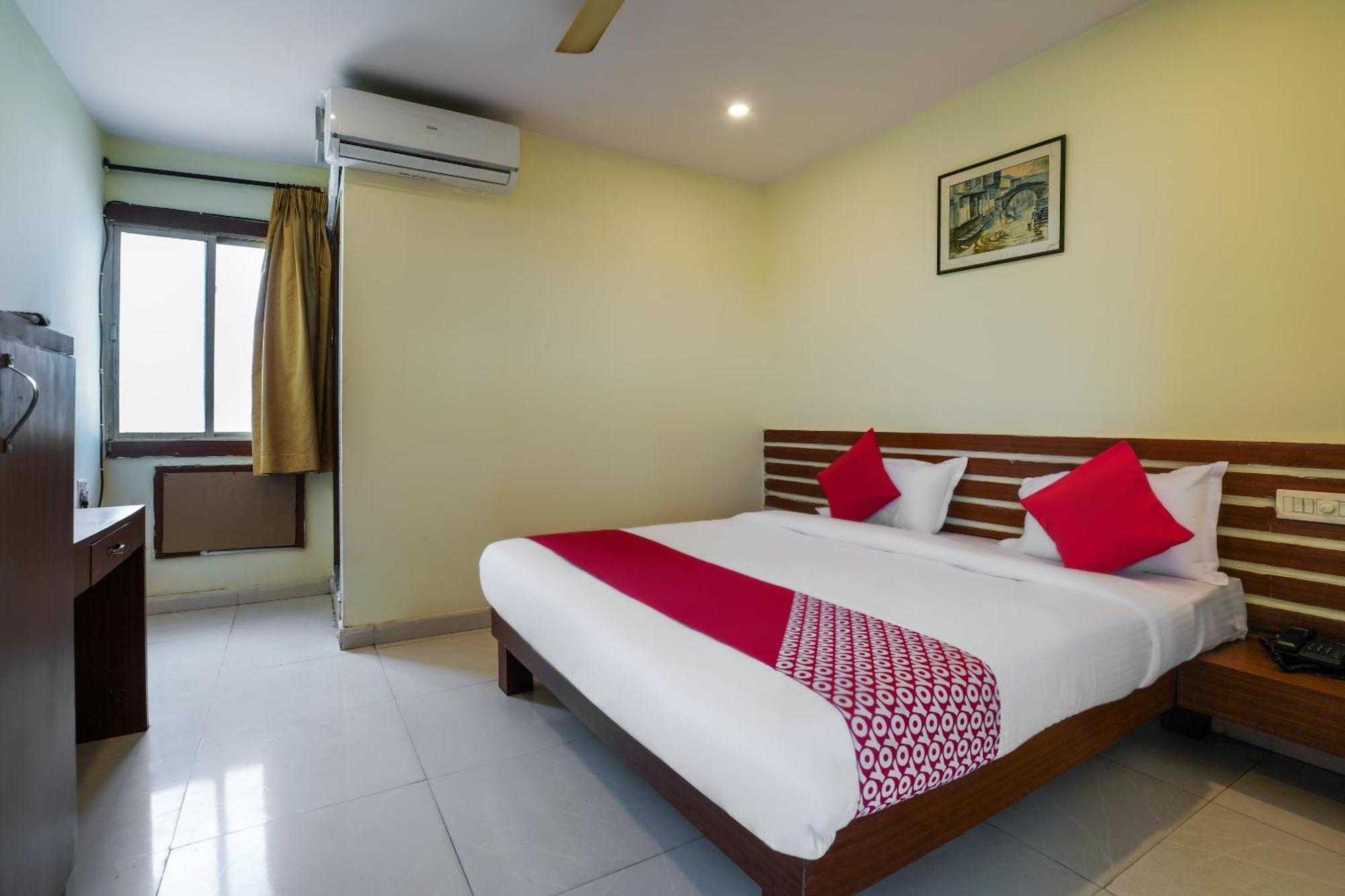 O Pariwar Hotel 3*