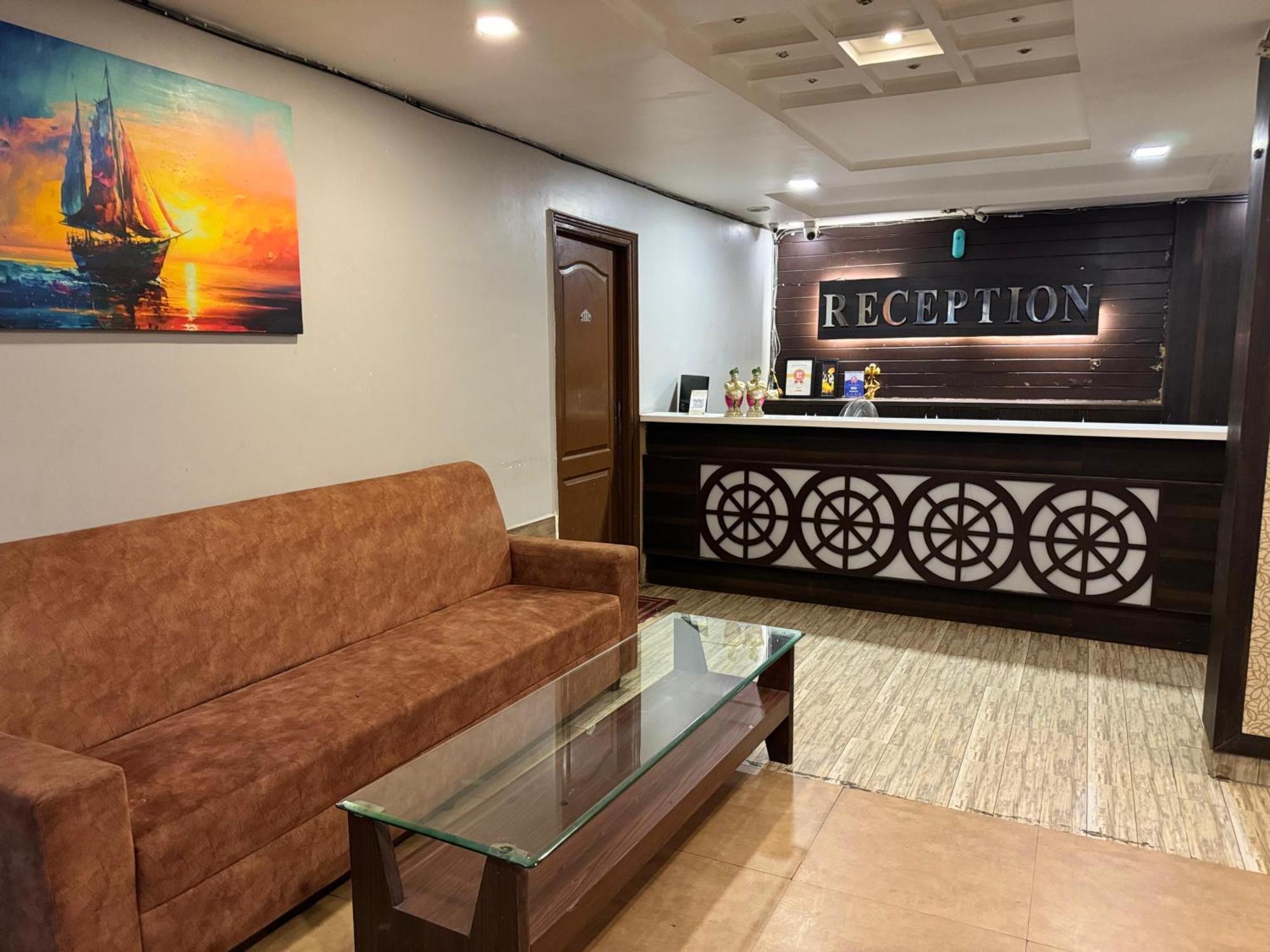 Bommarillu Residency Hotel *