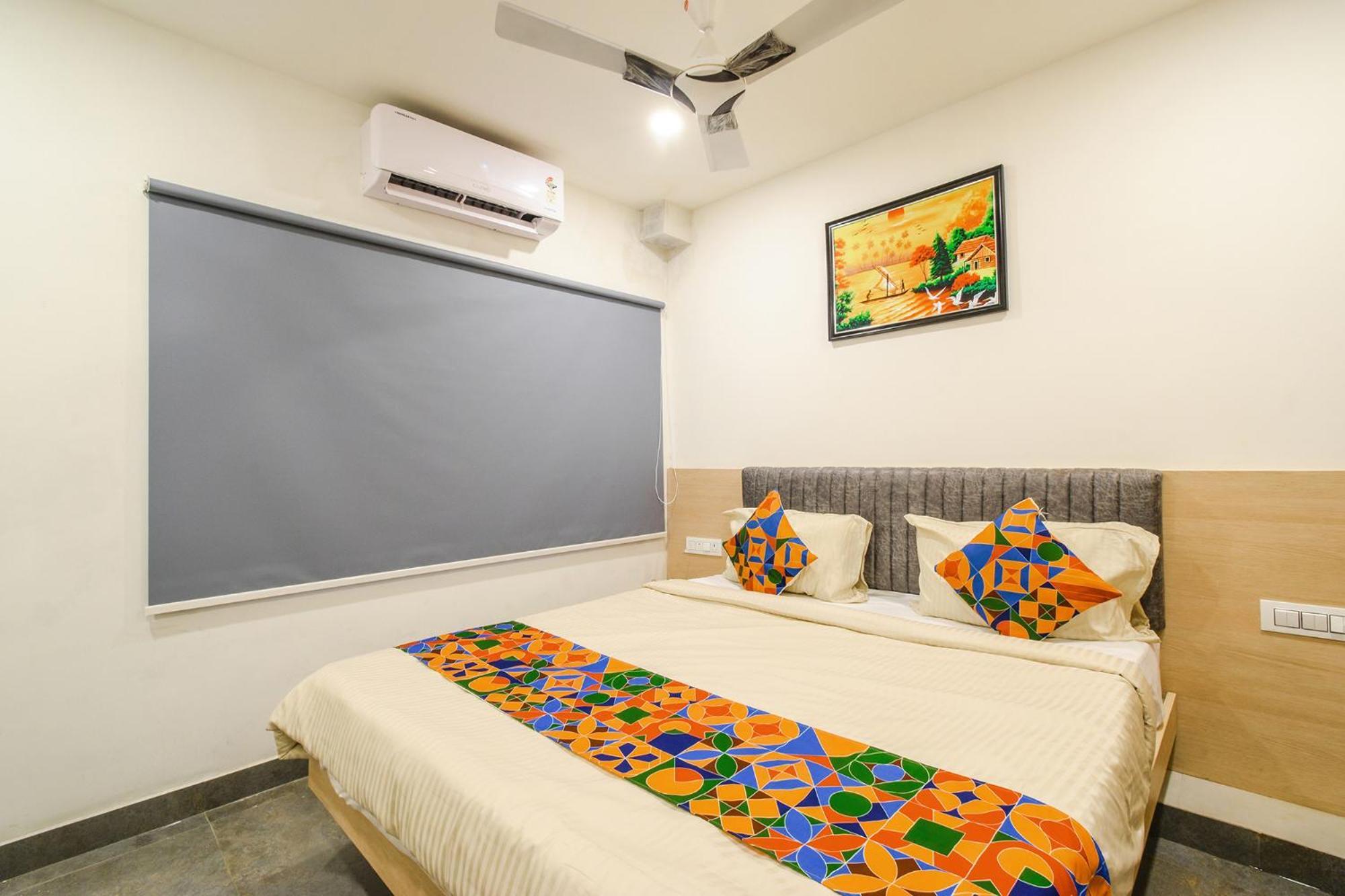 Hotel Fabhotel Prime Adhirath Grand - Hitech 3*