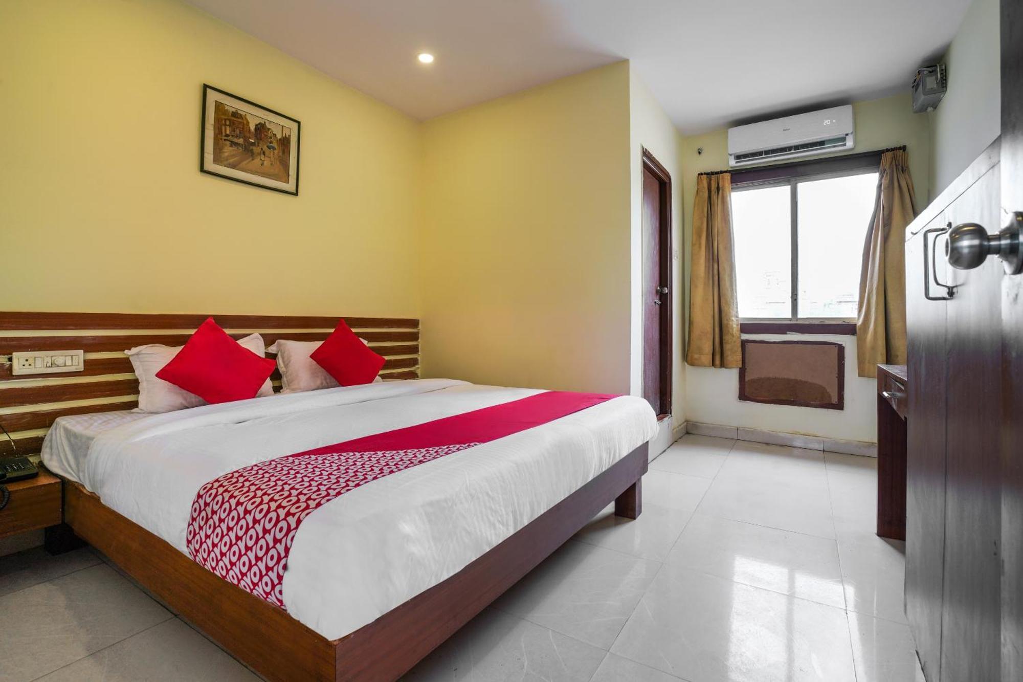O Pariwar Hotel 3*