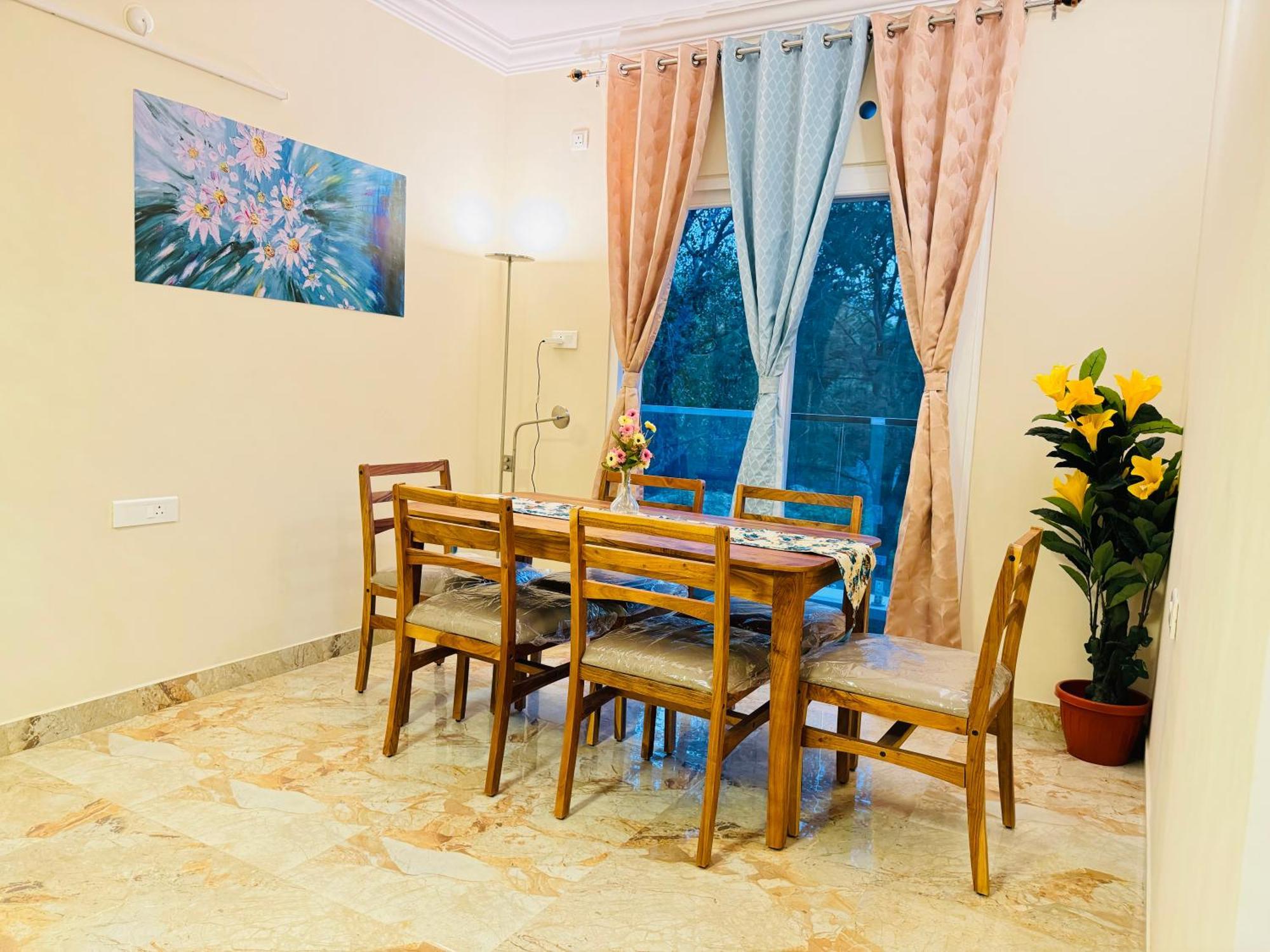 Elegant 3bhk Fully Furnished And Equipped Near Hitec By Evara Hyderabad
