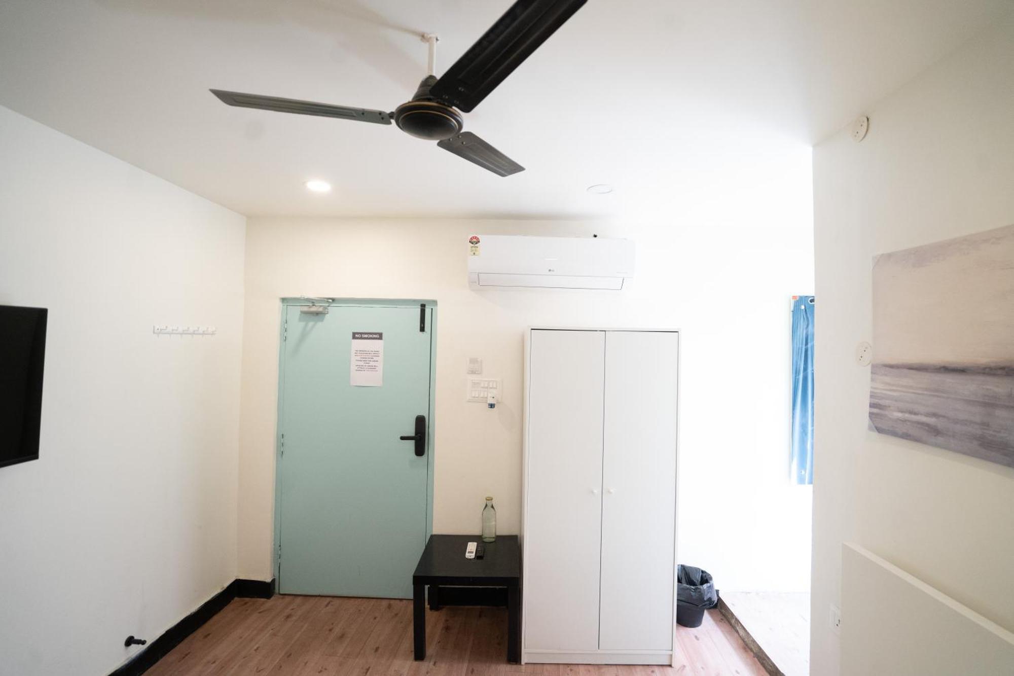 Slackpackr Hostel *