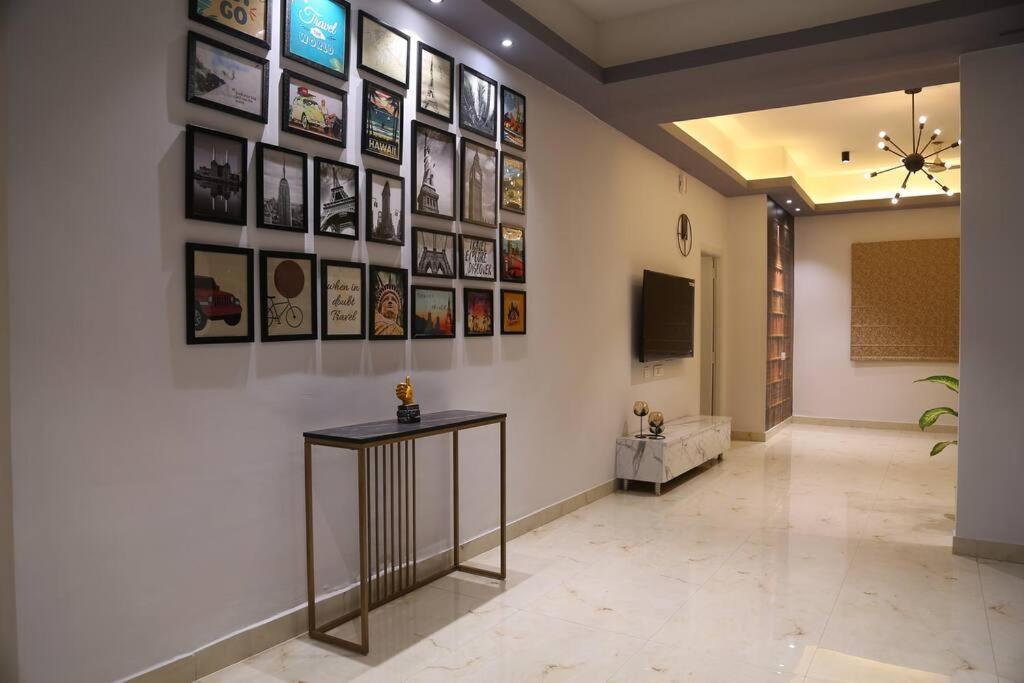 Veetil -3bhk Ac, Kukatpally,