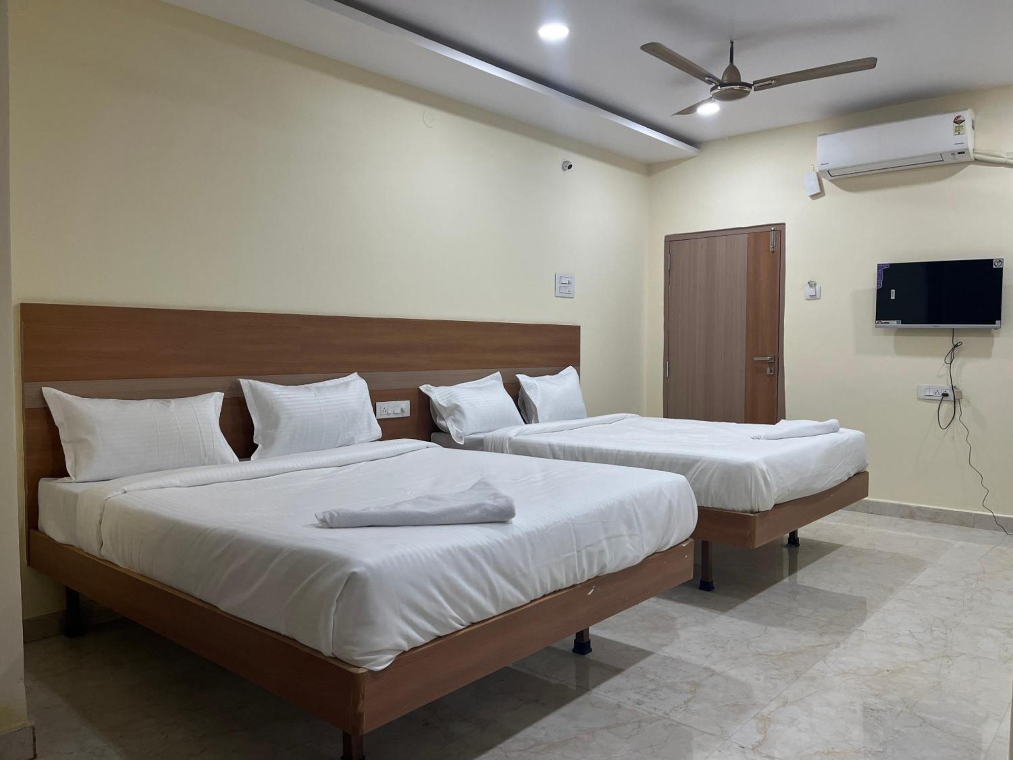 Elite Swagath Grand Hotel
