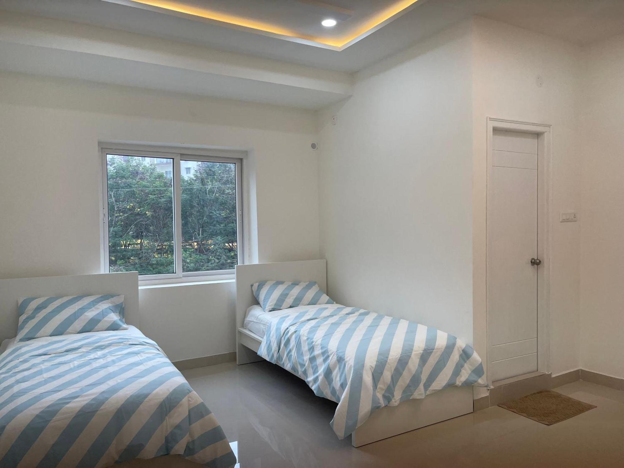 Hotel Neocon 4*
