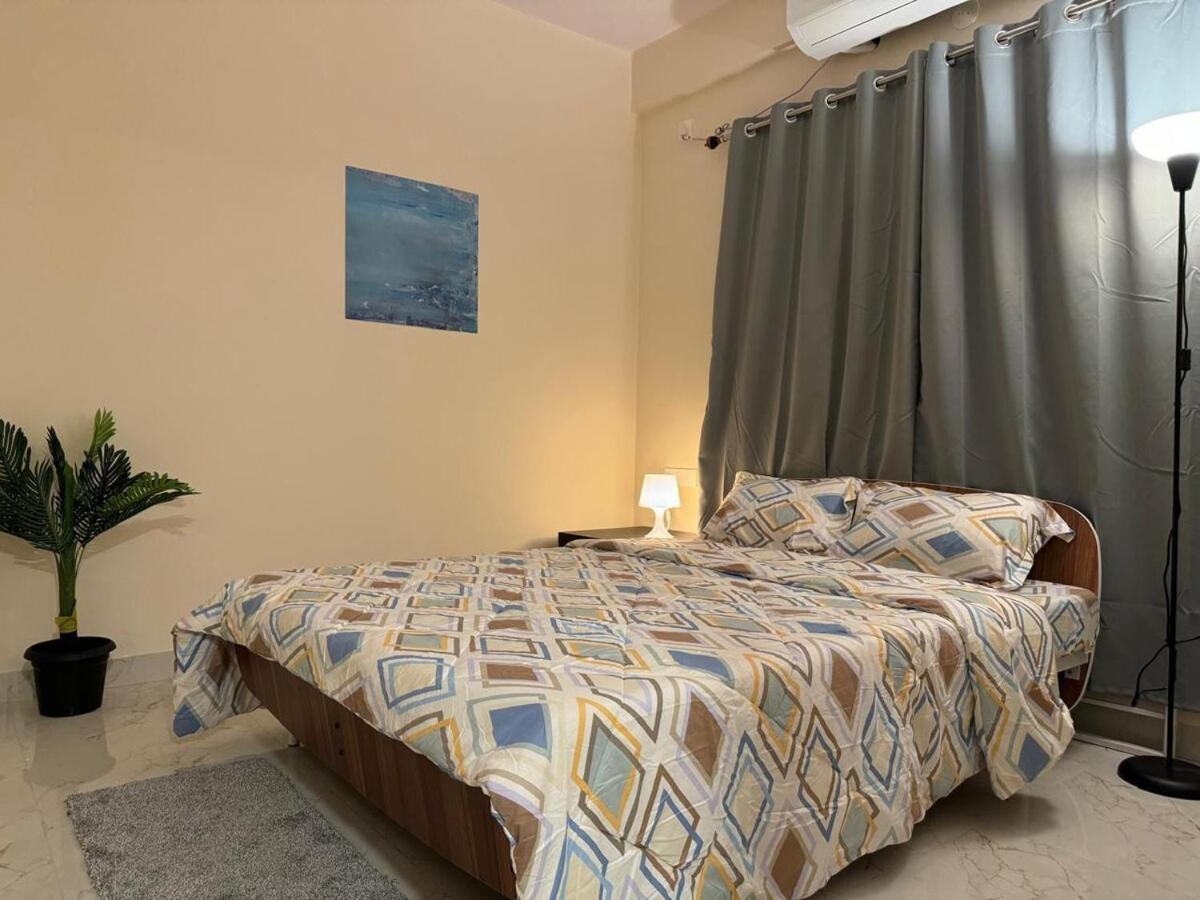 Evara Tranquil 3bhk Retreat Near Hitec Apartment