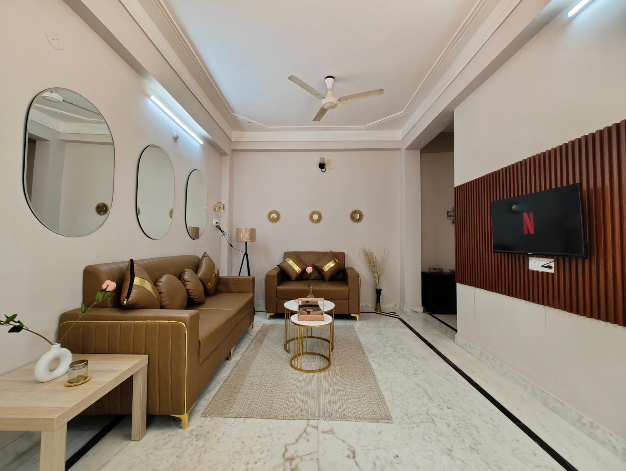 Hotel The Hidden Gem - Fully Furnished, Private 1bhk With Canopy & Cafe Lights