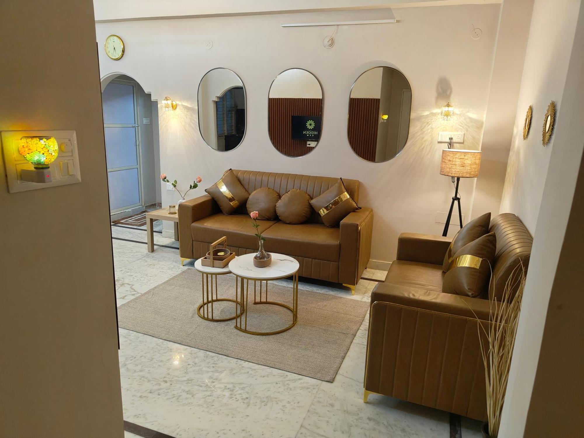 The Hidden Gem - Fully Furnished, Private 1bhk With Canopy & Cafe Lights Hotel