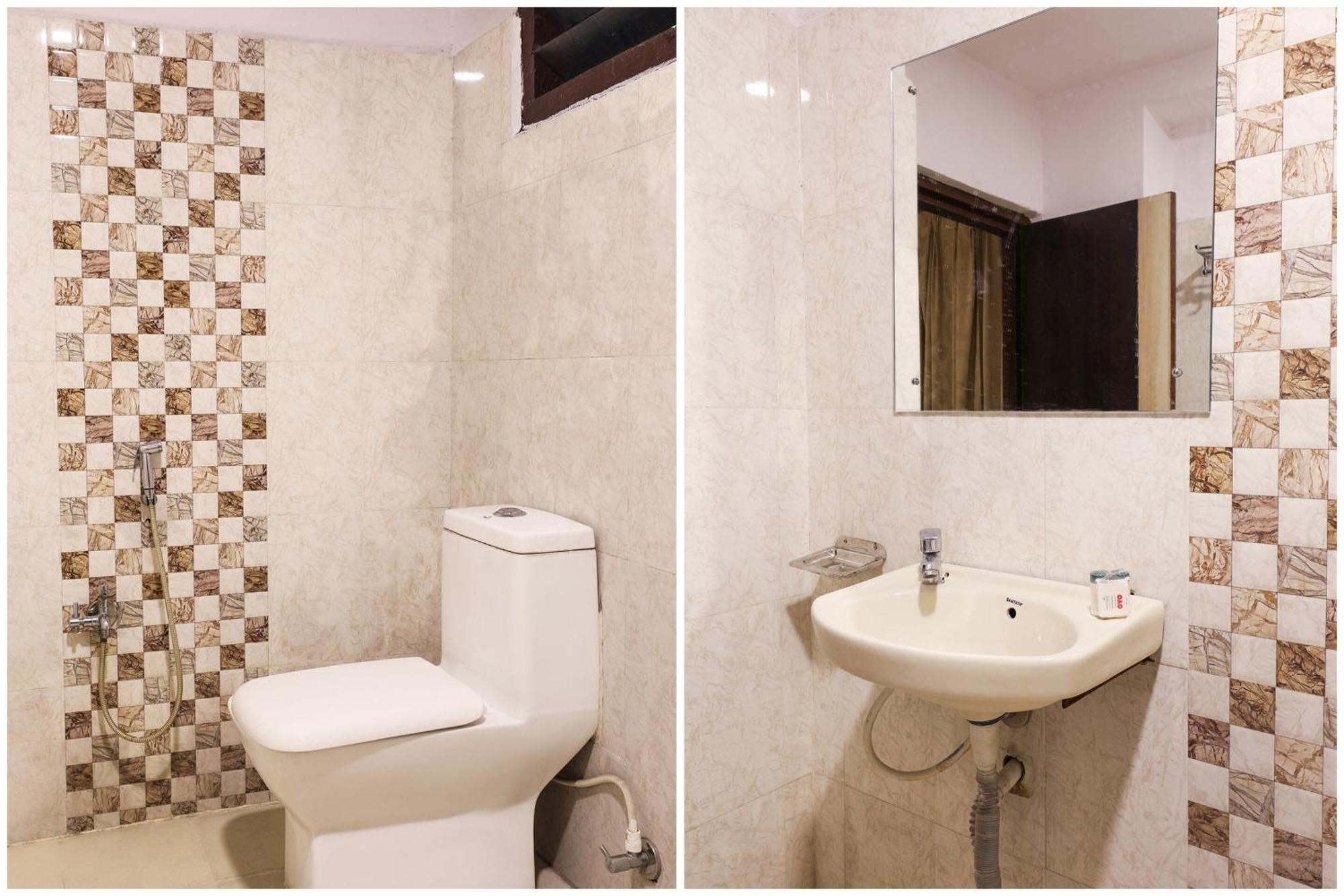 O Deccan And Boarding Hotel