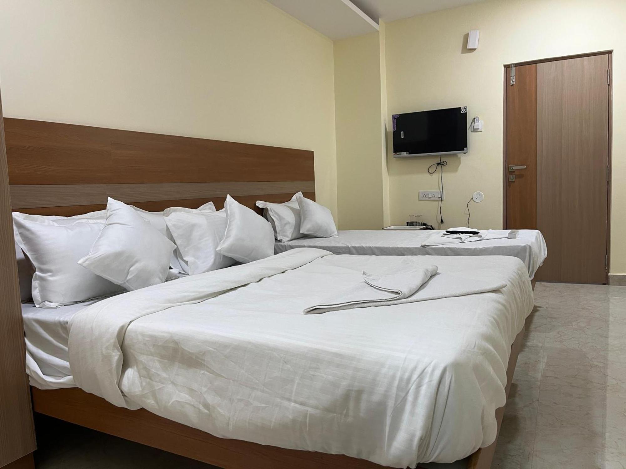 Elite Swagath Grand Hotel 3*