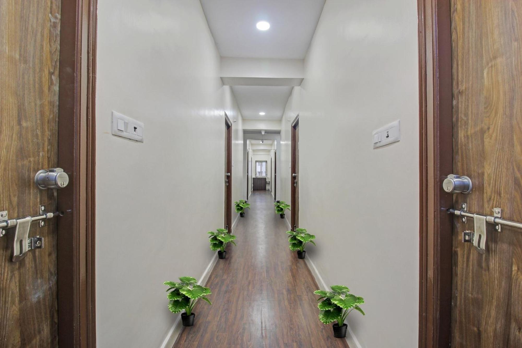 Townhouse Jahnavi Group Near Kiims Hospital Hotel 3*